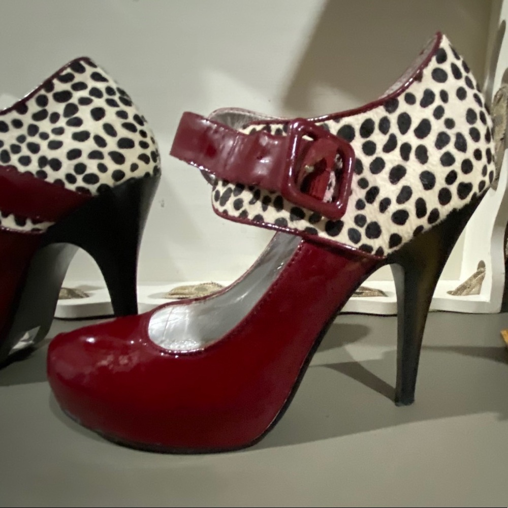 Naughty Monkey Chiller Patent red/animal print 7.5